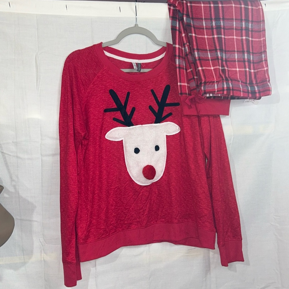 Jacklyn intimates Christmas set